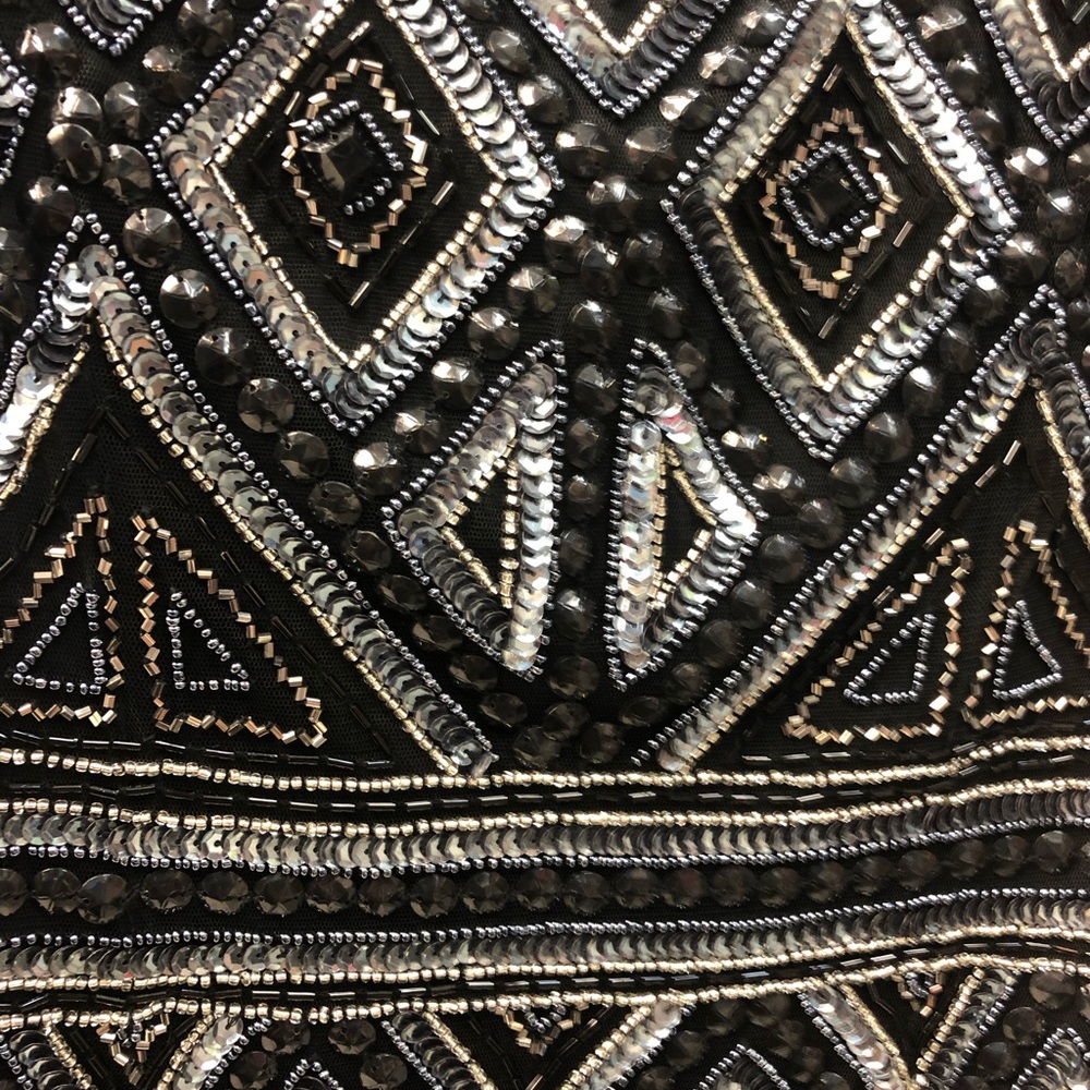 Adrianna Papell short sleeves beaded dress - Picture 7 of 10